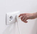 Base enchufe 10A 250v blanco. Mod. 2001