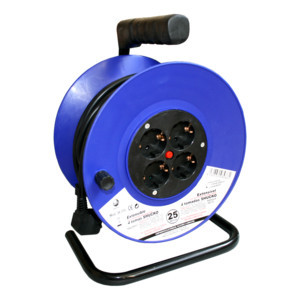 Enrollacables de 15 m y 4 tomas con tierra 3x1.5mm2. Mod. 430014C