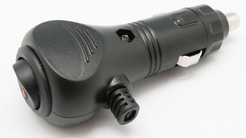 Conector de mechero acodado c/interruptor 8A. Mod. 3060