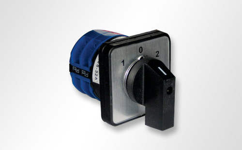 Interruptor de levas "1-0-2" 4P 25A AC-21A - 7,5KW. Montaje panel SASSIN. Mod. LW2810264025