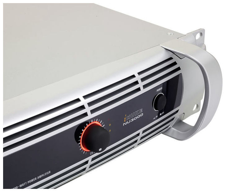 Etapa amplificador Behringer iNUKE. Mod. NU3000